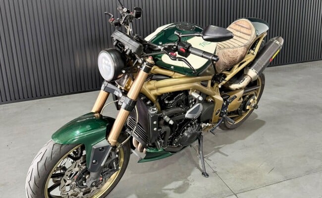Triumph SPEED