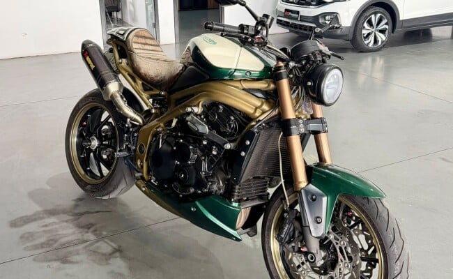 Triumph SPEED