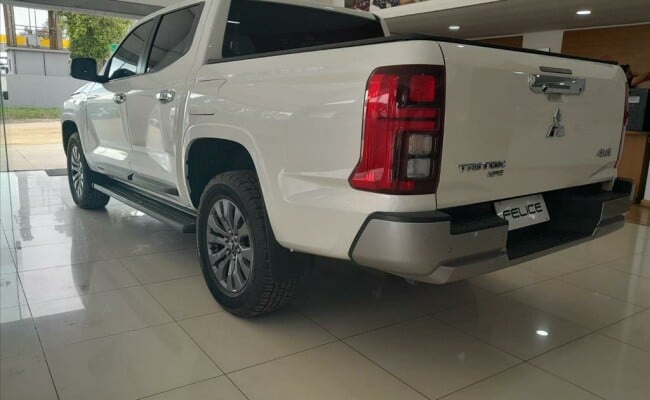 Mitsubishi TRITON