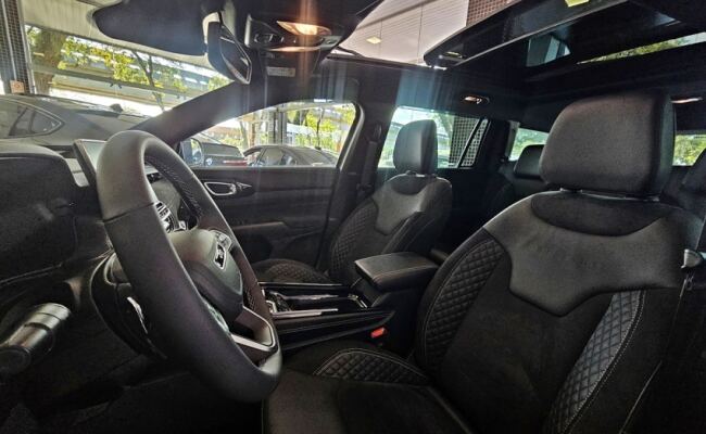 Jeep COMMANDER 2.0 HURRICANE 4 TURBO GASOLINA BLACKHAWK AT9