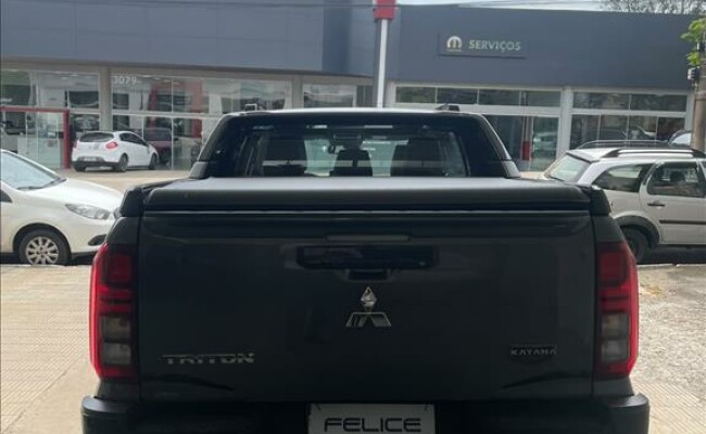Mitsubishi TRITON