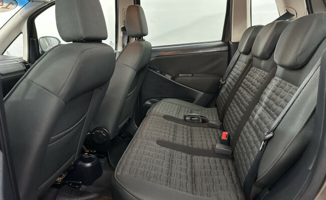 Fiat Idea Adv./ Adv.LOCK.Dualogic 1.8 Flex 5p