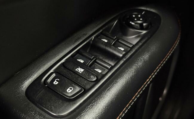 Jeep compass longitude f