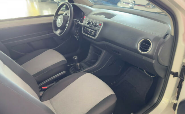 Volkswagen up! take 1.0 T. Flex 12V 3p
