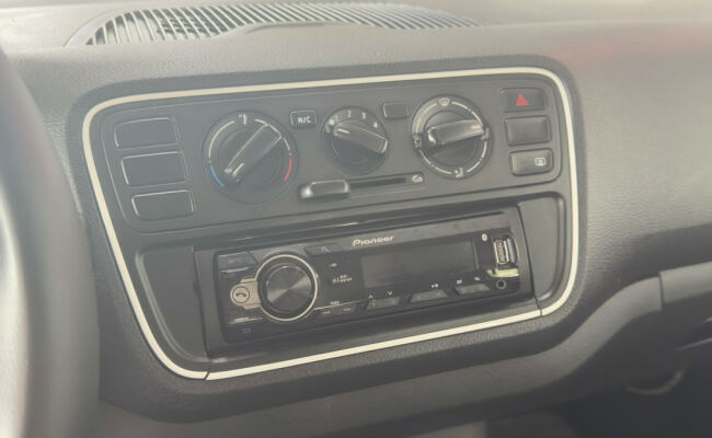 Volkswagen up! take 1.0 T. Flex 12V 3p