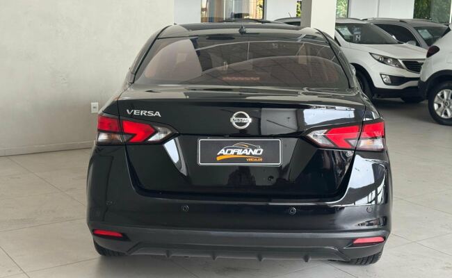 Nissan Versa
