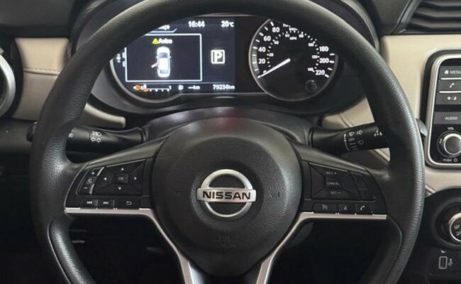 Nissan Versa