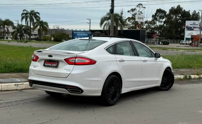 Ford FUSION