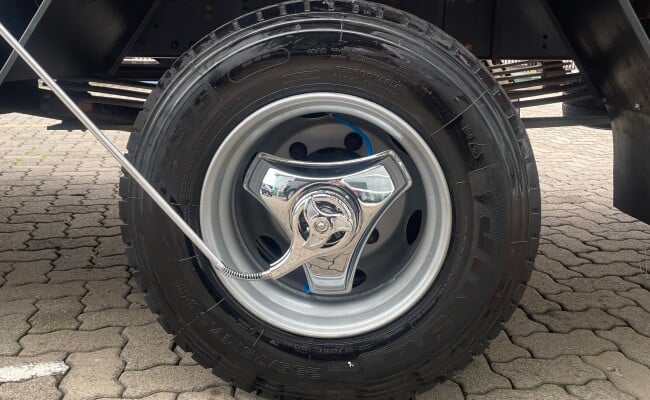 Mercedes-Benz ACCELO