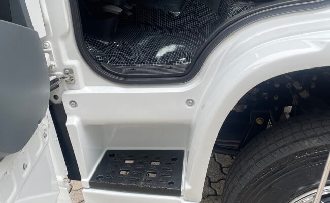 Mercedes-Benz ACCELO