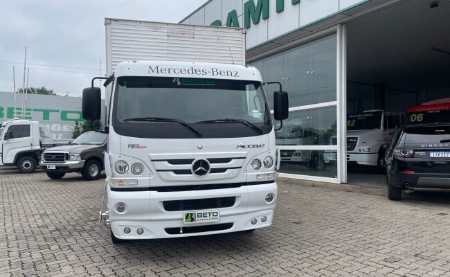 Mercedes-Benz ACCELO