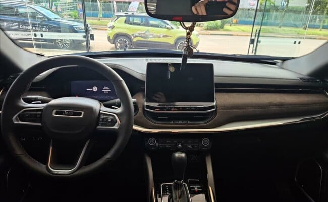 Jeep COMMANDER