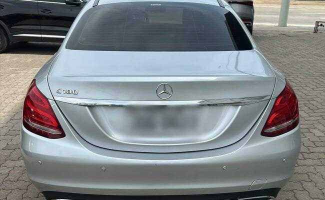 Mercedes-Benz C 180