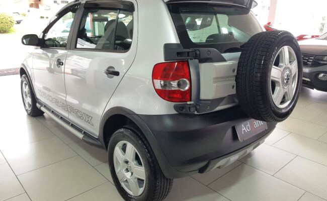 Volkswagen CROSSFOX 1.6 MI FLEX 8V 4P MANUAL