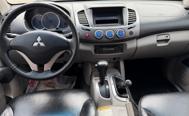 Mitsubishi L200