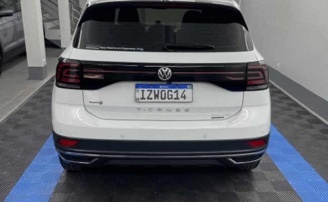 Volkswagen T-CROSS 1.0 200 TSI TOTAL FLEX COMFORTLINE AUTOMÁTICO