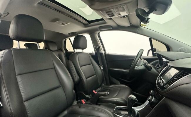 Chevrolet chev tracker ltz