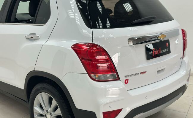 Chevrolet chev tracker ltz