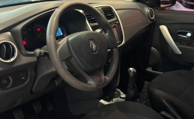 Renault SANDERO