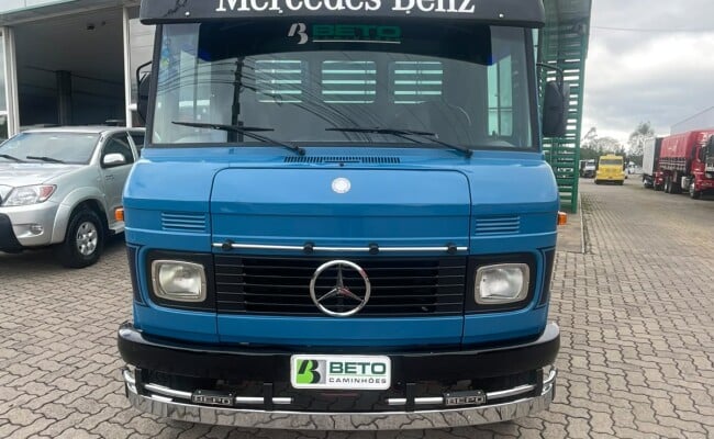MERCEDES BENZ