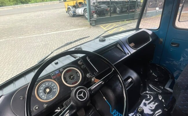MERCEDES BENZ