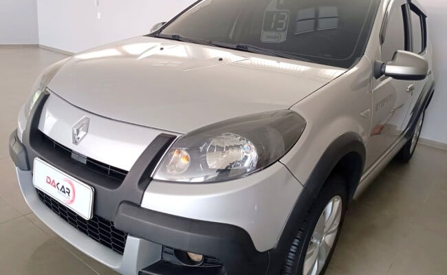 Renault SANDERO