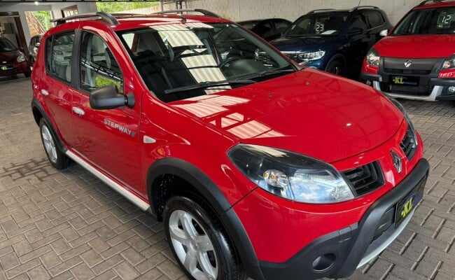 Renault SANDERO