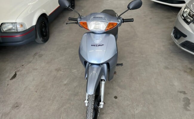 Honda C 100
