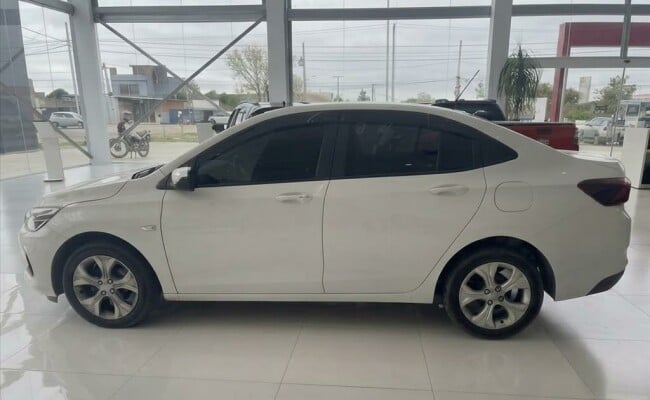 Chevrolet ONIX PLUS