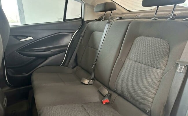 Chevrolet ONIX PLUS