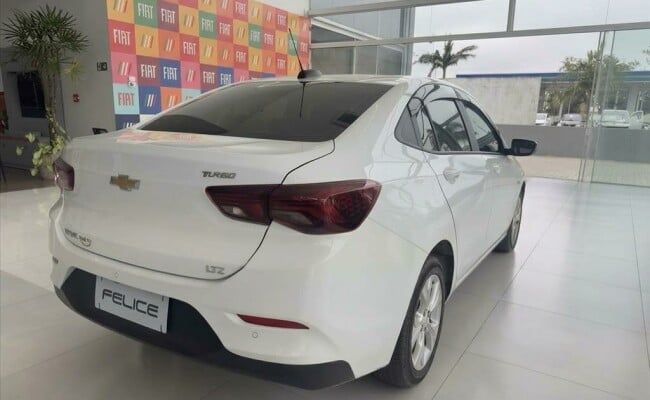 Chevrolet ONIX PLUS