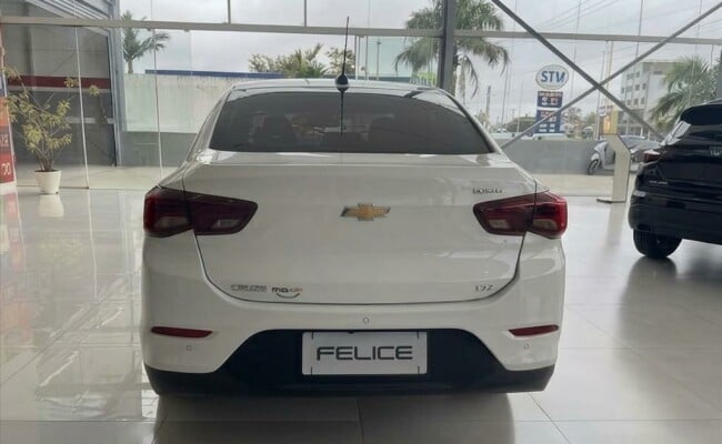 Chevrolet ONIX PLUS