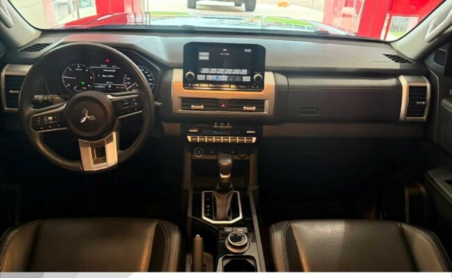 Mitsubishi TRITON