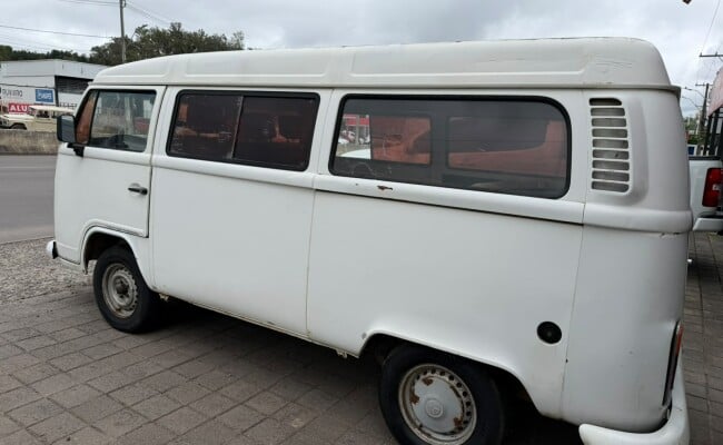 Volkswagen KOMBI