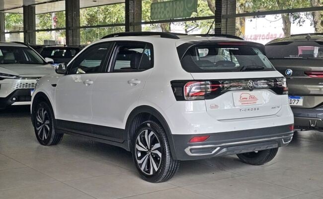 Volkswagen T-CROSS 1.0 200 TSI TOTAL FLEX AUTOMÁTICO