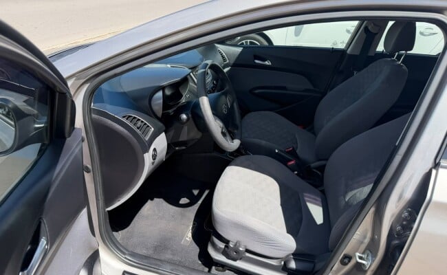 Hyundai HB20S