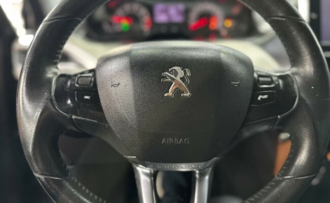 Peugeot 2008 Allure 1.6 Flex 16V 5p Aut.