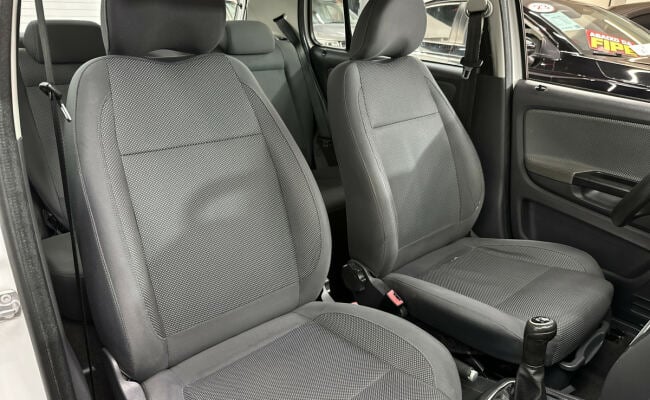 Volkswagen Fox 1.0 Mi Total Flex 8V 5p