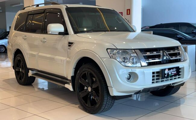 Mitsubishi PAJERO FULL