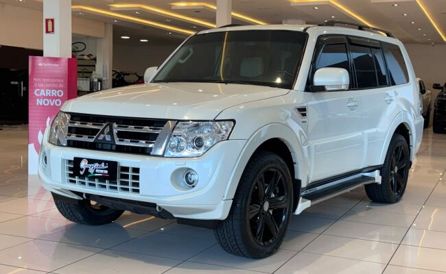 Mitsubishi PAJERO FULL