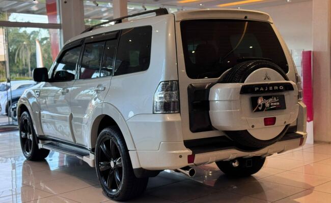 Mitsubishi PAJERO FULL