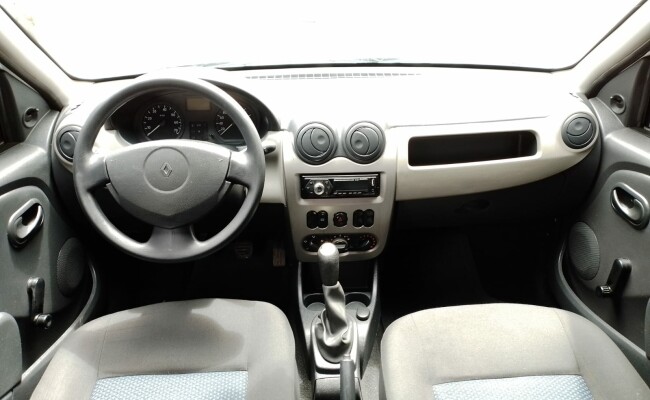 Renault SANDERO