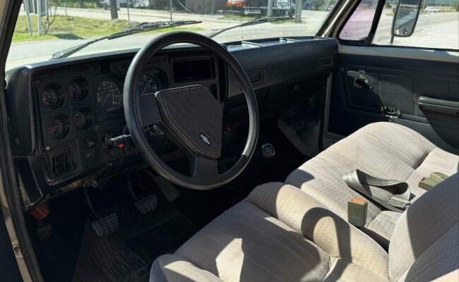 Chevrolet D-20