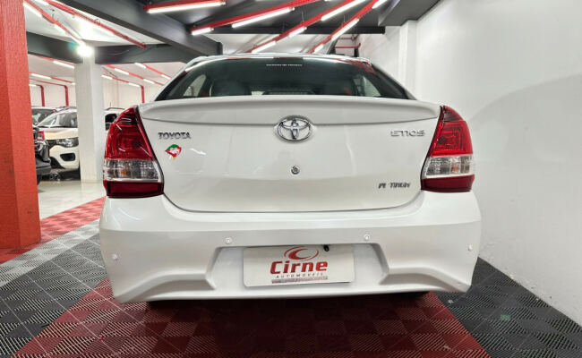 Toyota ETIOS PLATINUM Sed. 1.5 Flex 16V 4p Aut.