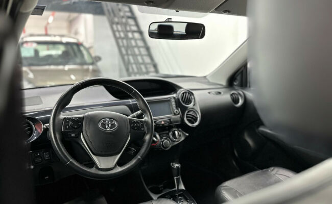 Toyota ETIOS PLATINUM Sed. 1.5 Flex 16V 4p Aut.