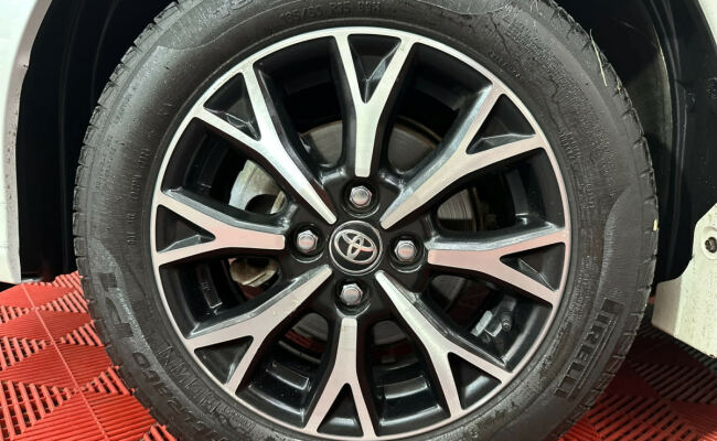 Toyota ETIOS PLATINUM Sed. 1.5 Flex 16V 4p Aut.