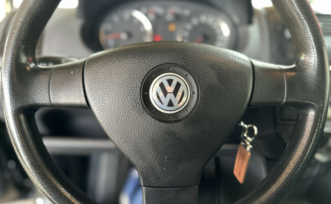 Volkswagen Polo Sedan 1.6 Mi Total Flex 8V 4p