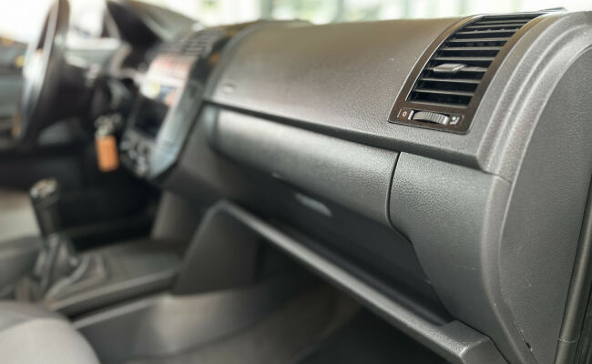 Volkswagen Polo Sedan 1.6 Mi Total Flex 8V 4p