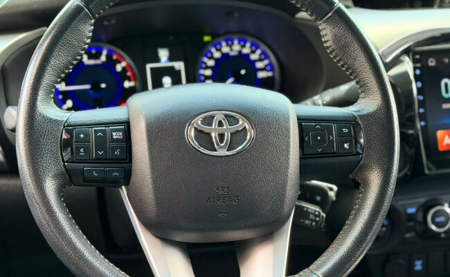 Toyota Hilux CD SRV 4x4 2.8 TDI Diesel Aut.