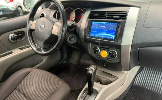 Nissan LIVINA